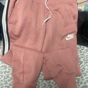 Nike joggers